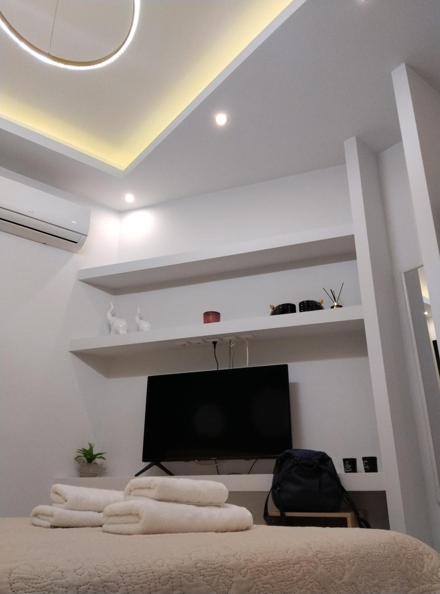 Domus Apartment - City Center Бер Екстериор снимка